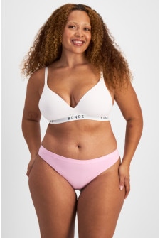 Portia (She/Her) wears size M and is 171cm tall with 80cm chest and 64cm waist