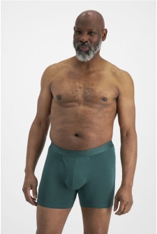 Model wears an X-large, is 188cm tall with 112cm chest and 96cm waist